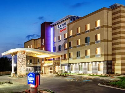 Fairfield Inn & Suites By Marriott Dallas Downtown Exterior photo